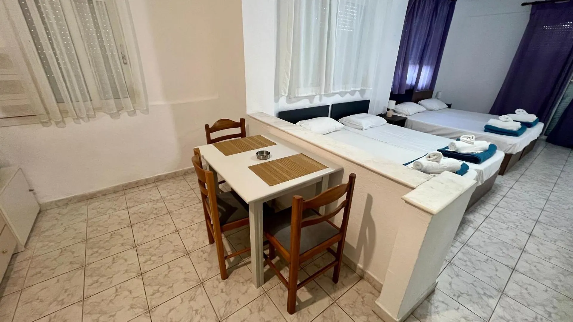 Pelekan Rooms And Apartments Athina 12 ペフコホリ